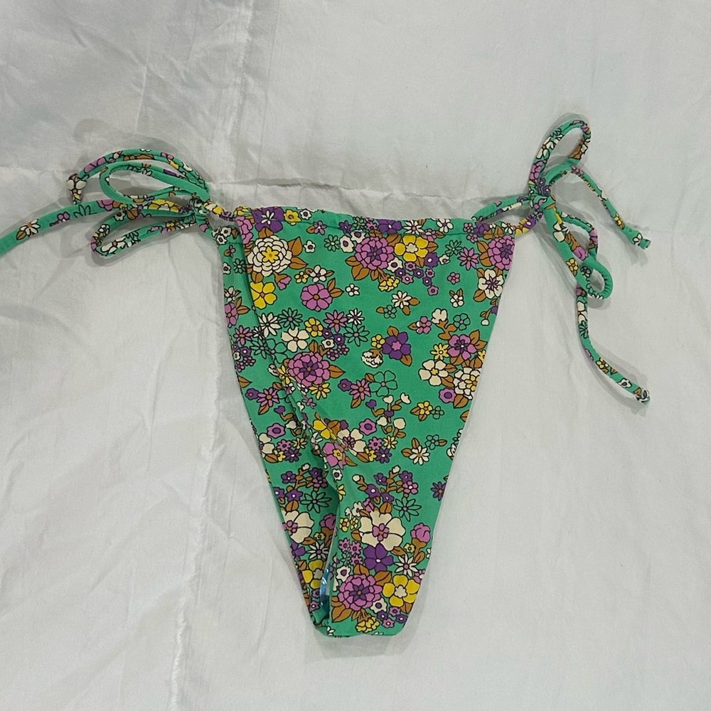Urban Outfitters Green Floral Bikini Bottom